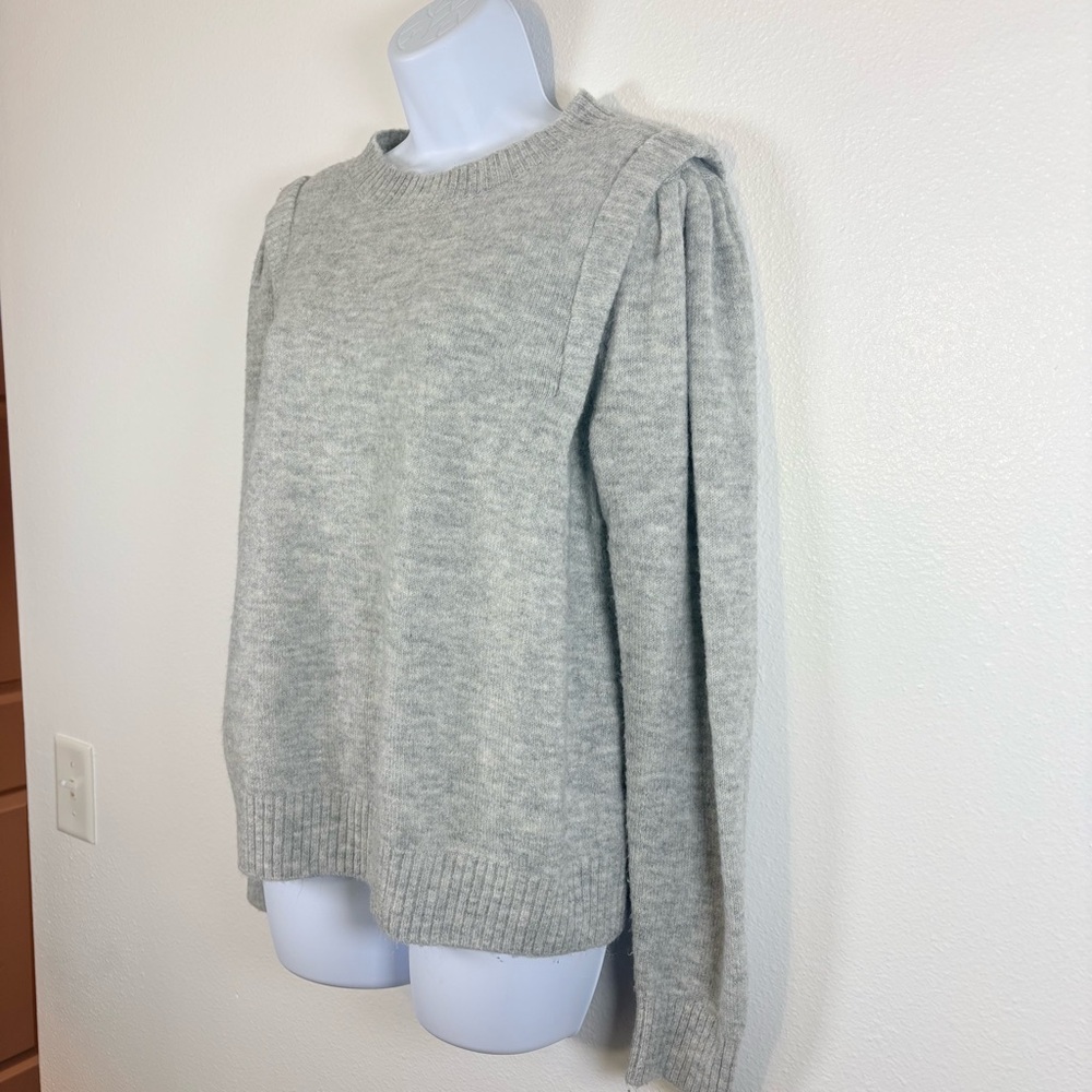 DKNY Heather Gray Knit Puff Shoulder Sweater Size L Classic Minimalist Cozycore - Picture 4 of 10